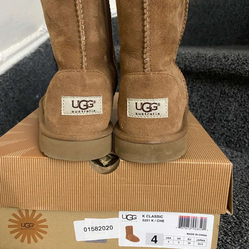 Girls Classic Ugg Boots